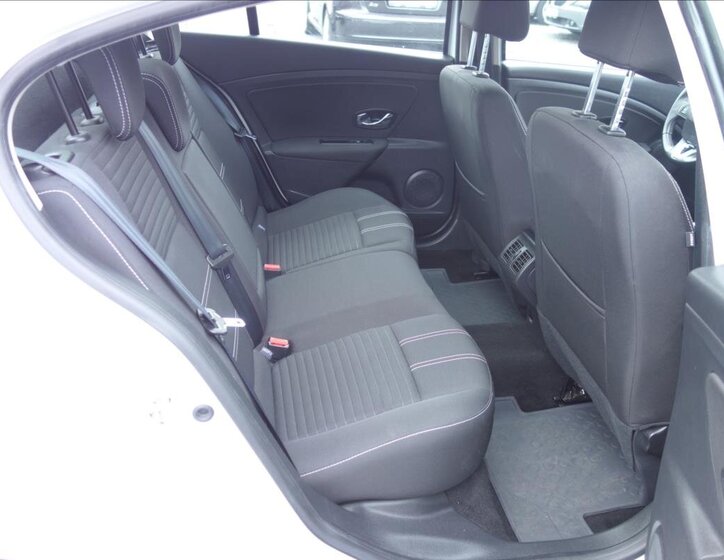 Renault Fluence Sedan / Limuzína 1,6 l 82 kw