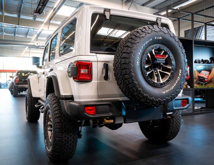 Jeep Wrangler 3