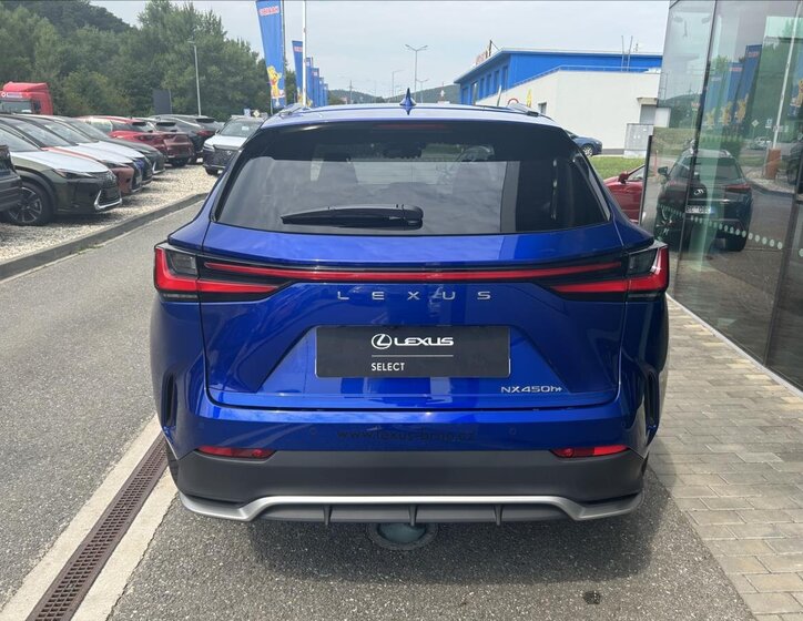 Lexus NX 450h+ SUV / Terénní 2,5 l 227 kw