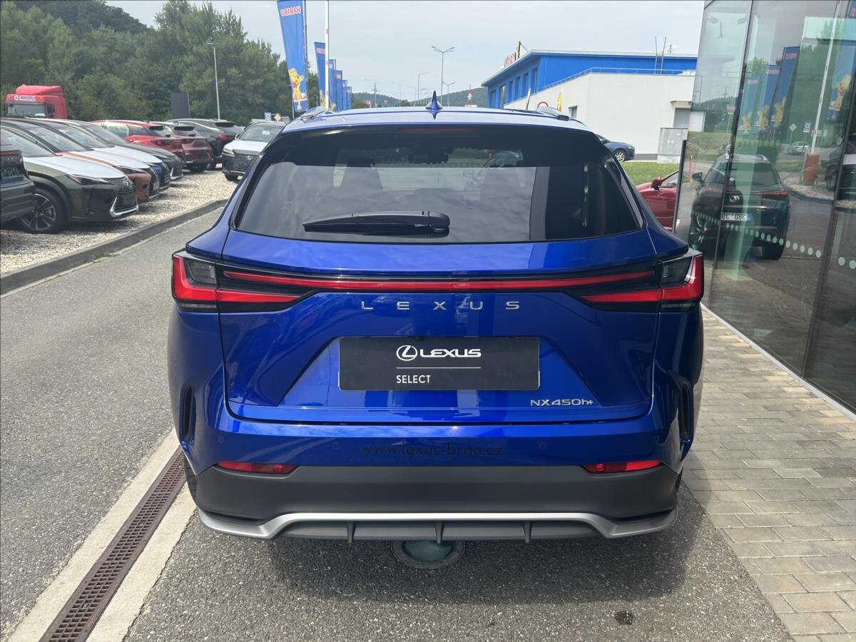 Lexus NX 450h+ SUV / Terénní 2,5 l 227 kw