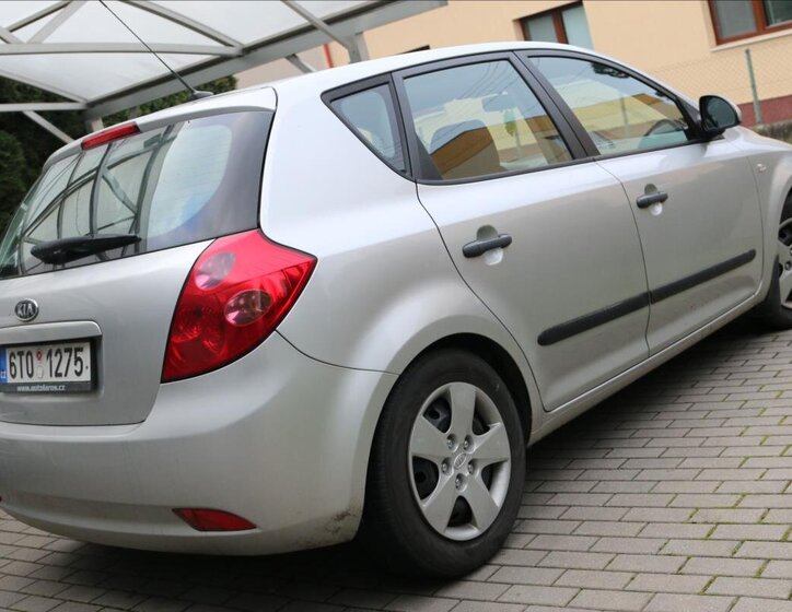 KIA Ceed 9