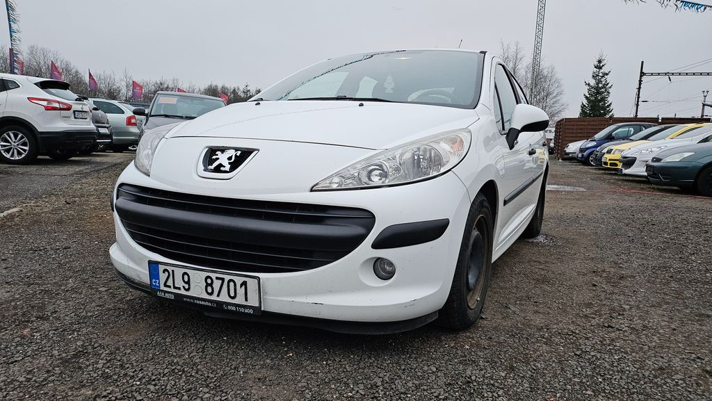 Peugeot 207 Hatchback 1,4 l 50 kw