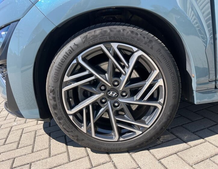 Hyundai Kona SUV / Terénní 1,6 l 145 kw
