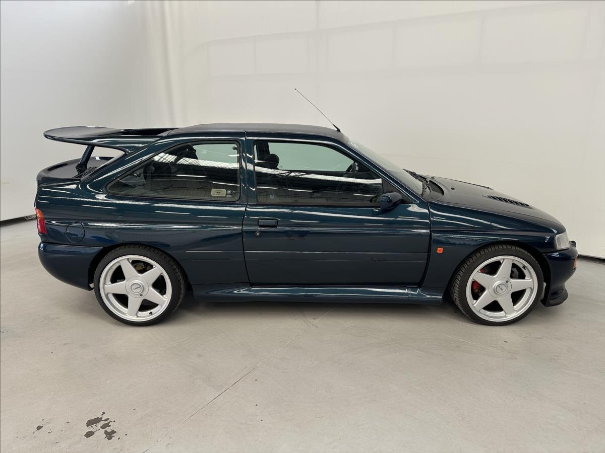 Ford Escort Hatchback 2,0 l 162 kw