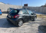 Peugeot 208 Hatchback 1,2 l 60 kw