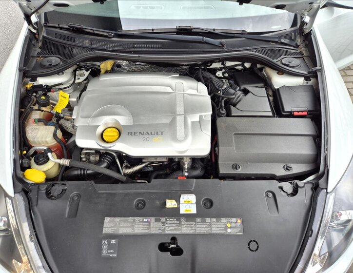 Renault Laguna Kupé 2,0 l 110 kw