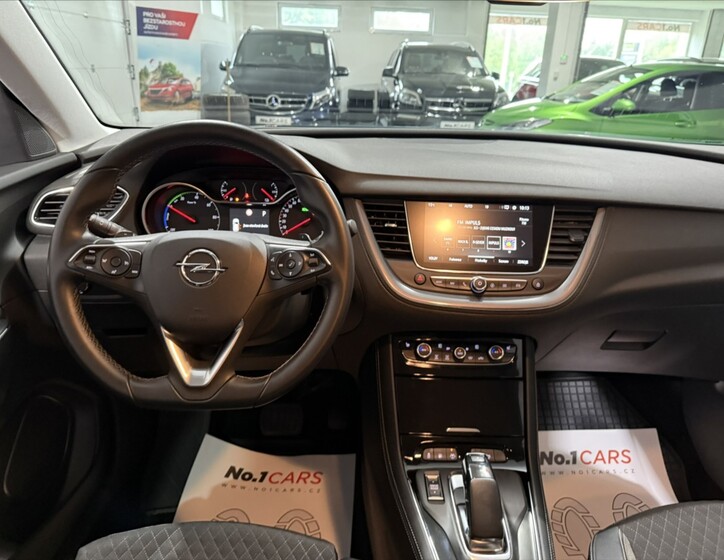 Opel Grandland X 19