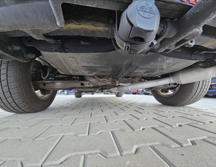 Toyota RAV4 Kombi 2,2 l 100 kw