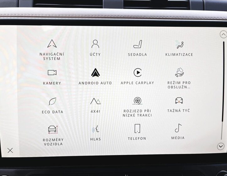 Land Rover Defender 18