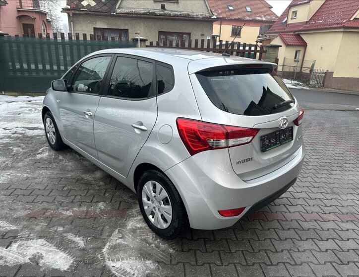 Hyundai ix20 Hatchback 1,6 l 91 kw