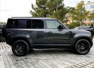 Land Rover Defender 10