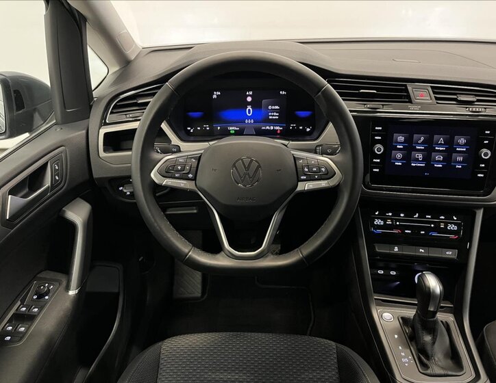 Volkswagen Touran MPV 1,5 l 110 kw