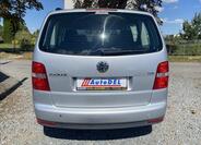 Volkswagen Touran 5