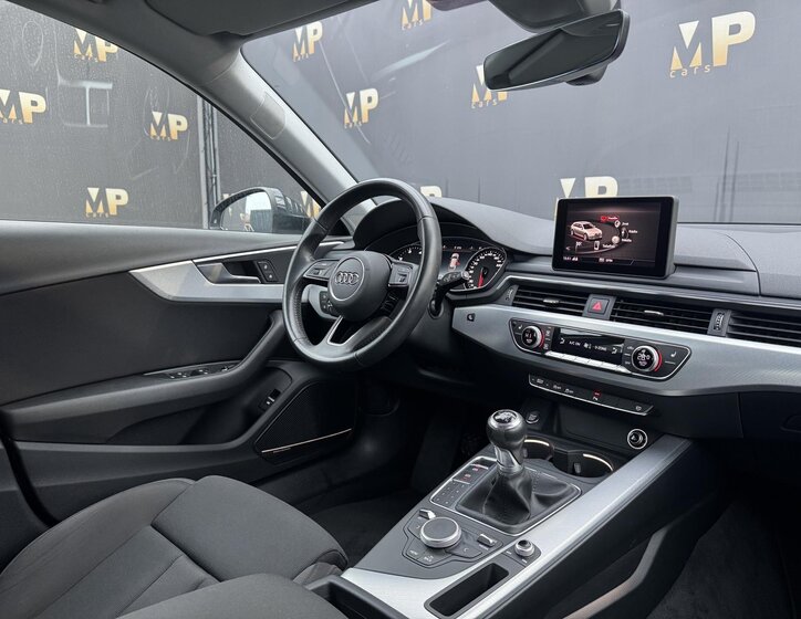 Audi A4 Kombi 2,0 l 140 kw