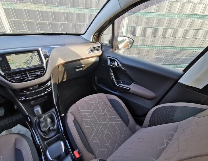 Peugeot 2008 Kombi 1,4 l 50 kw