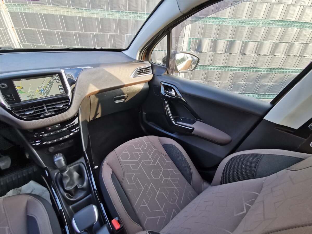 Peugeot 2008 Kombi 1,4 l 50 kw