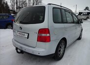 Volkswagen Touran Kombi 1,9 l 77 kw