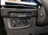 Cadillac Escalade 24