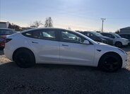 Tesla Model 3 Sedan / Limuzína 0,0 100 kw