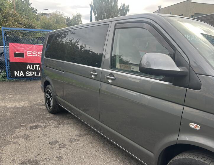 Volkswagen Transporter 9