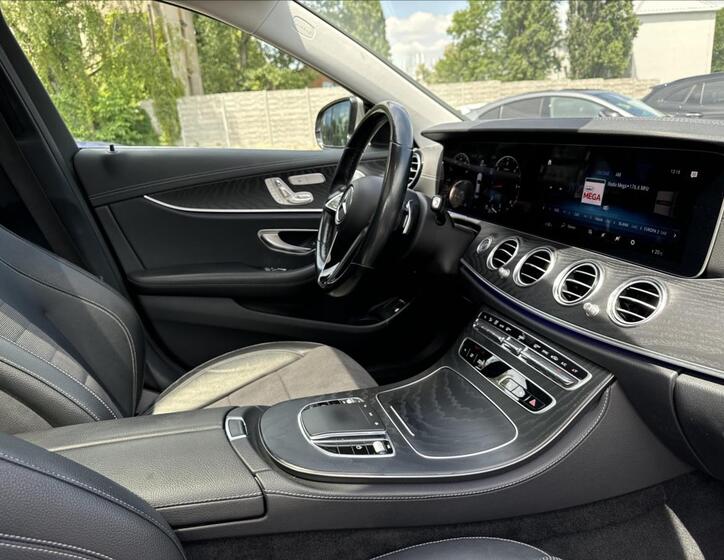 Mercedes-Benz Třídy E 13