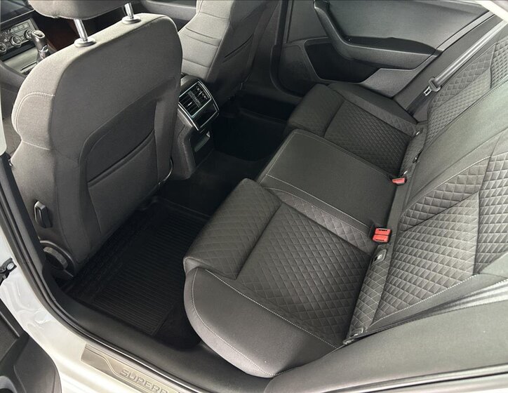 Škoda Superb Sedan 2,0 l 110 kw