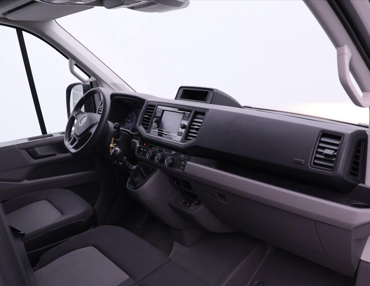 Volkswagen Crafter 22