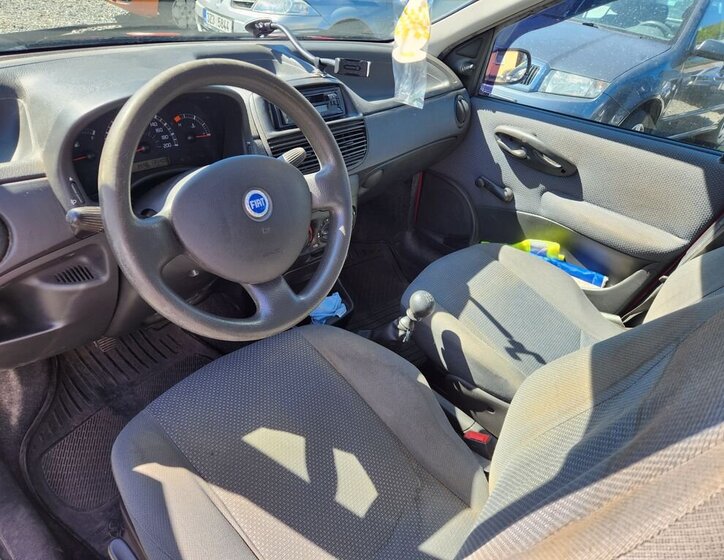 Fiat Punto Hatchback 1,2 l 44 kw