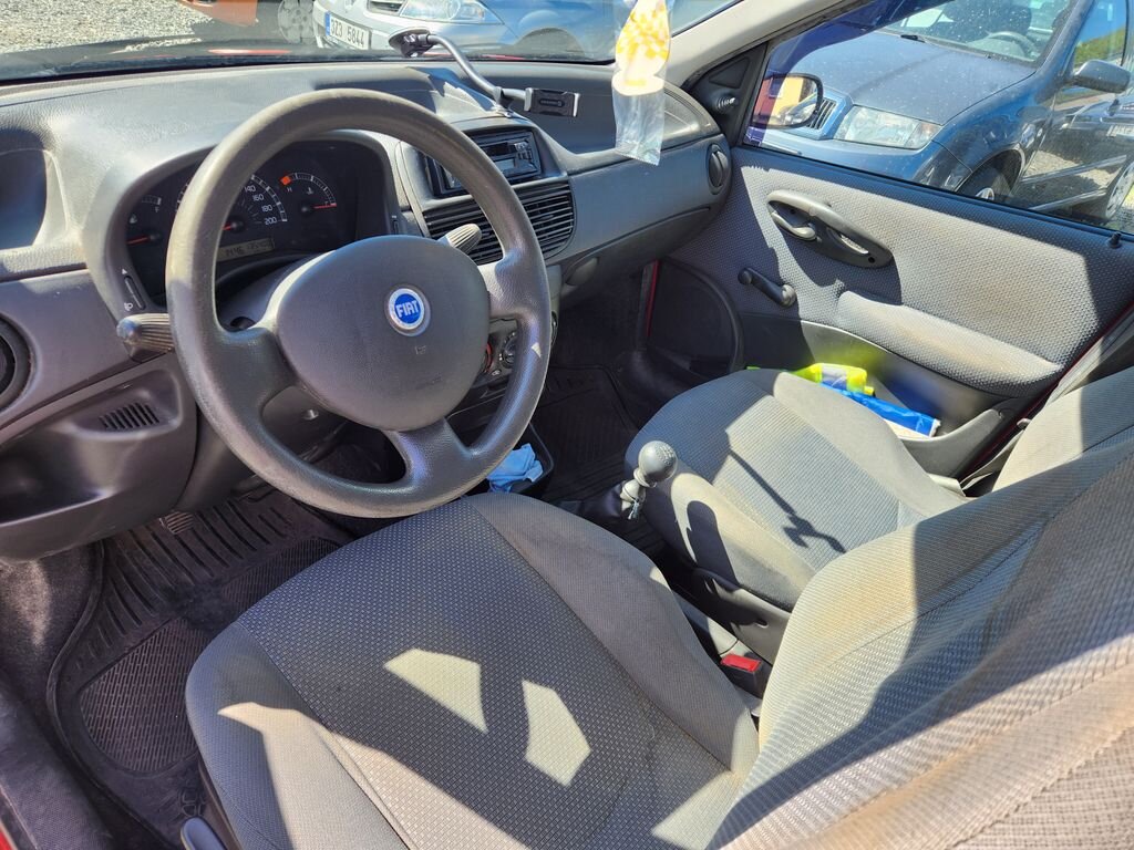 Fiat Punto Hatchback 1,2 l 44 kw