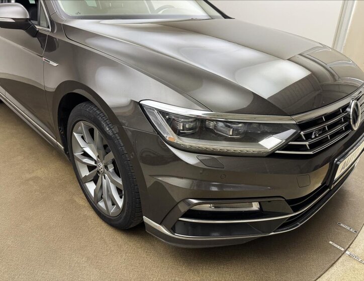 Volkswagen Passat 48