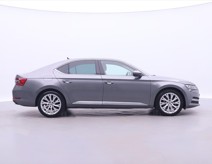 Škoda Superb Liftback 2,0 l 110 kw