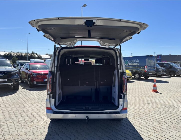 Ford Tourneo Custom Kombi 2,0 l 125 kw