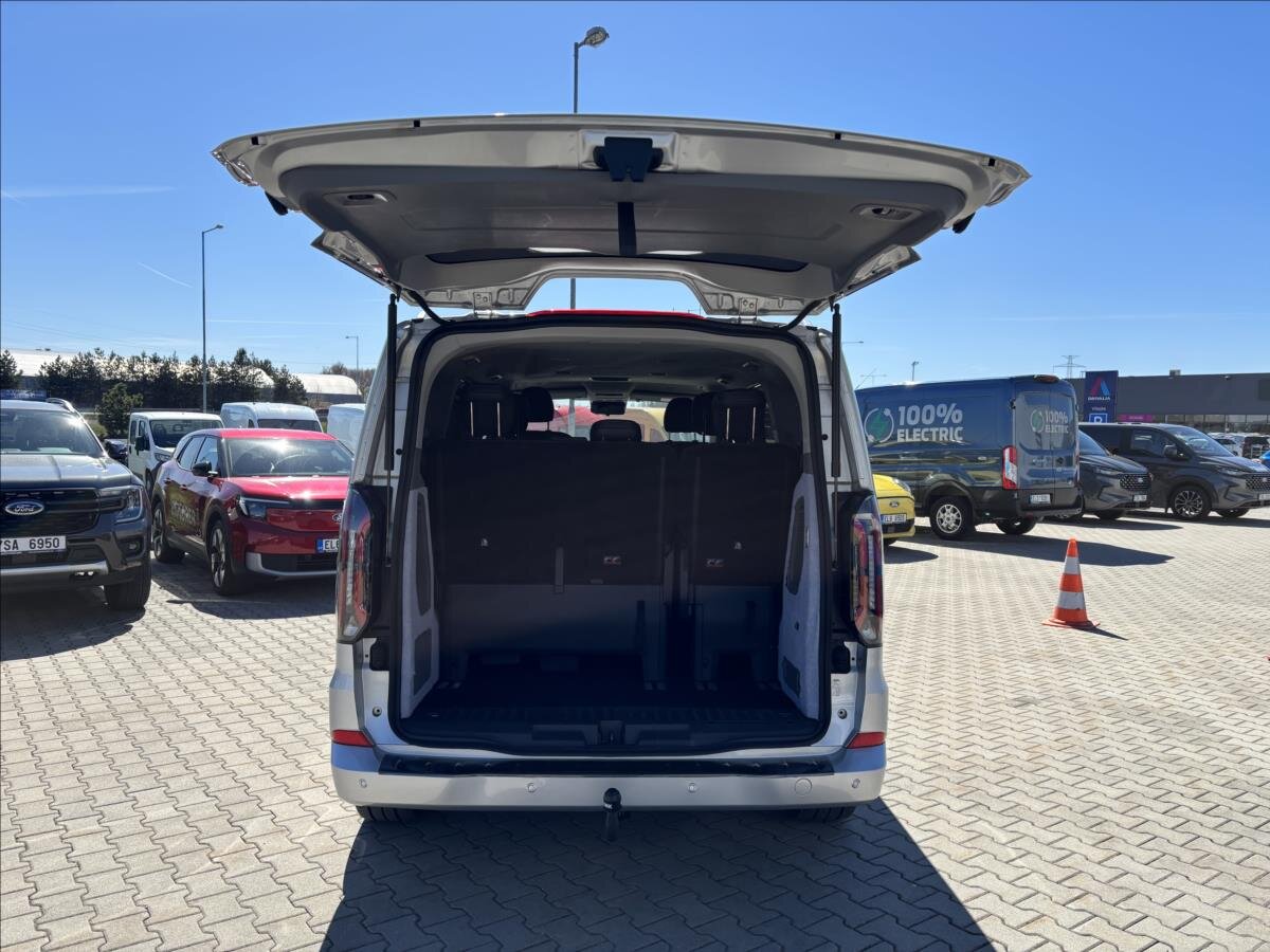 Ford Tourneo Custom Kombi 2,0 l 125 kw