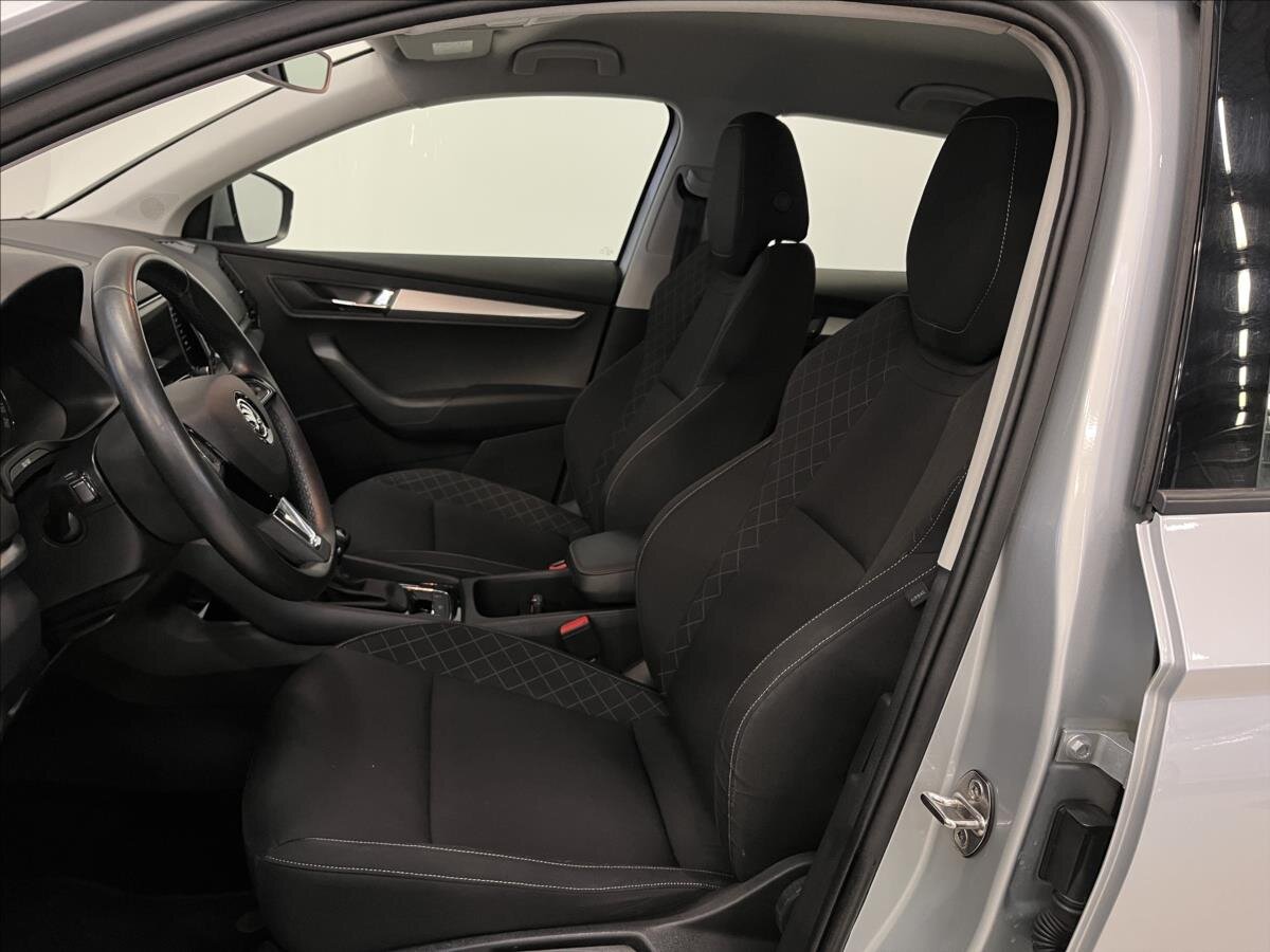 Škoda Karoq SUV / Terénní 1,5 l 110 kw