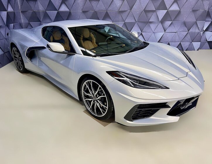 Chevrolet Corvette 5