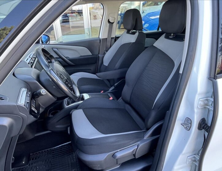 Citroën Grand C4 Picasso Kombi 2,0 l 110 kw