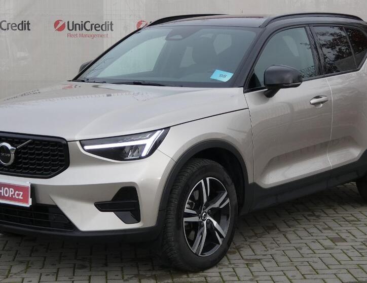 Volvo XC40 1