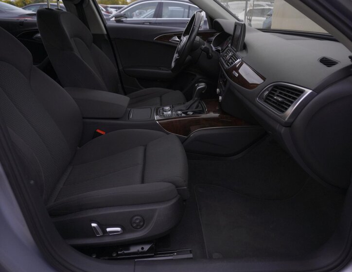 Audi A6 22