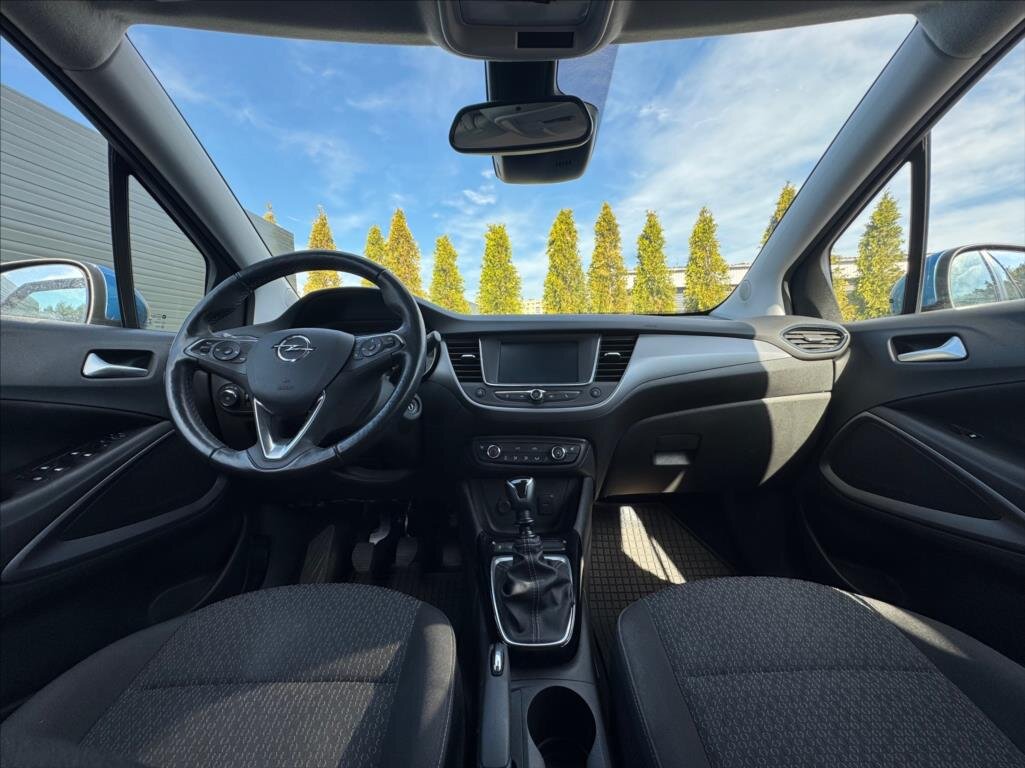 Opel Crossland SUV / Terénní 1,2 l 81 kw