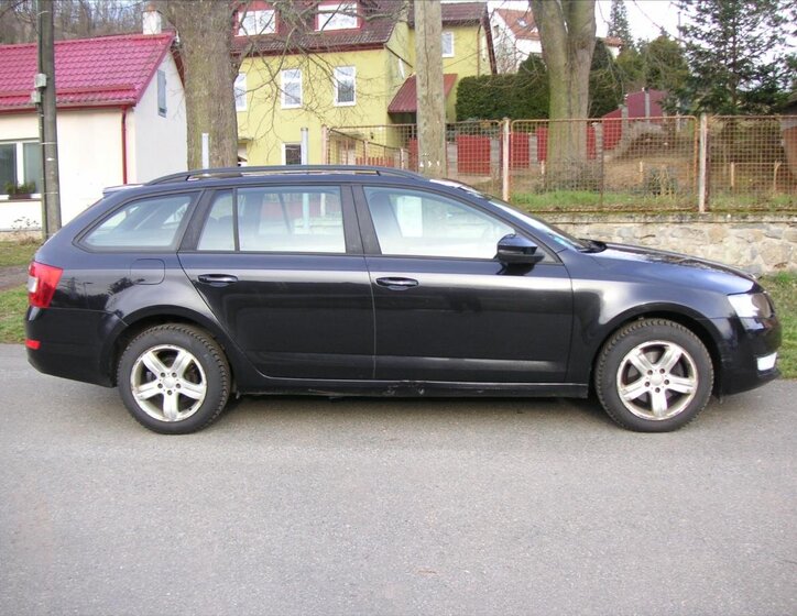 Škoda Octavia Kombi 2,0 l 110 kw