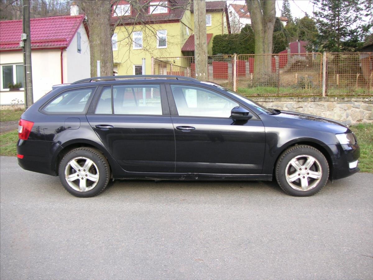 Škoda Octavia Kombi 2,0 l 110 kw