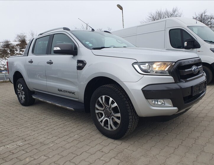 Ford Ranger Ostatní 3,2 l 147 kw