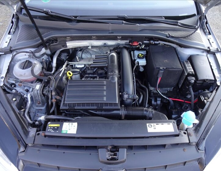 Volkswagen Golf Kombi 1,2 l 77 kw