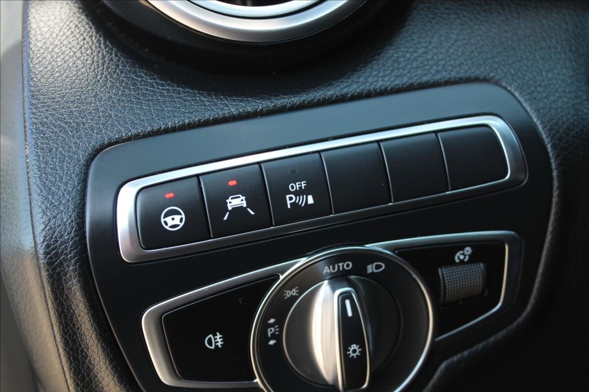 Mercedes-Benz Třídy C Kombi 2,1 l 150 kw