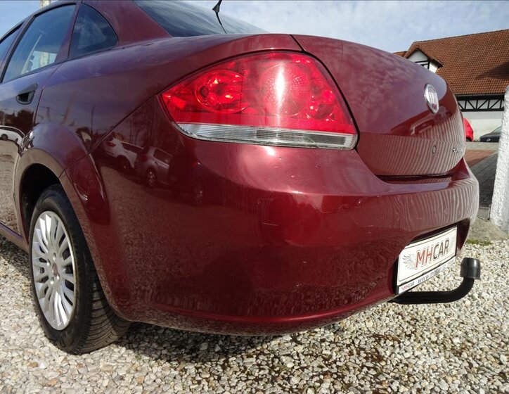 Fiat Linea Sedan / Limuzína 1,4 l 57 kw