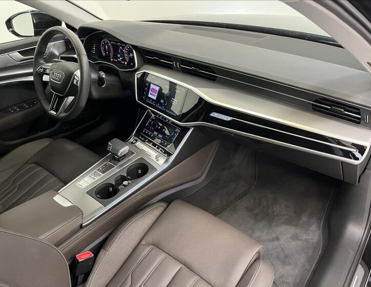 Audi A6 Allroad Kombi 3,0 l 253 kw