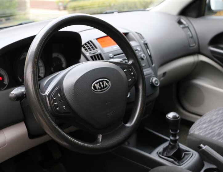 KIA Ceed 14