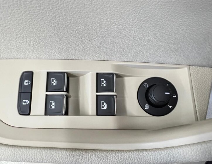 Škoda Superb Kombi 1,4 l 160 kw