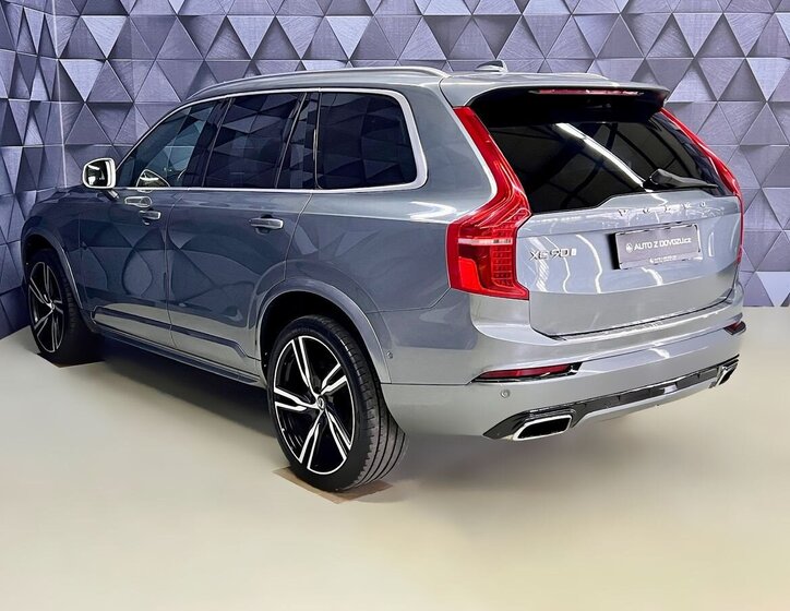 Volvo XC90 SUV / Terénní 2,0 l 177 kw