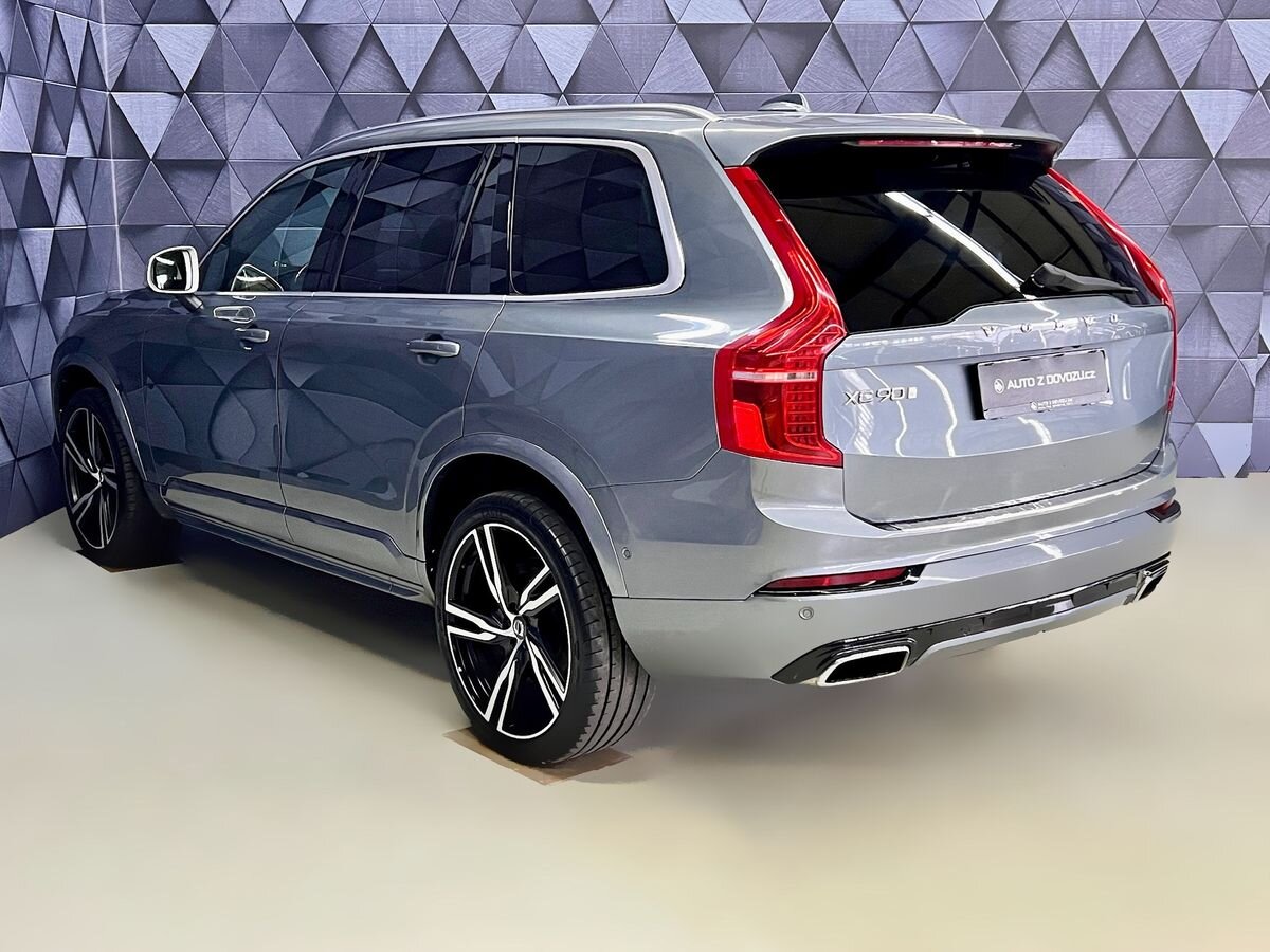 Volvo XC90 SUV / Terénní 2,0 l 177 kw